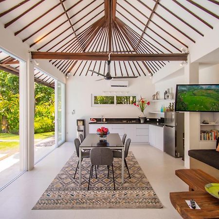 Villa Sitara, Sitara Villa Group 세미냑 외부 사진