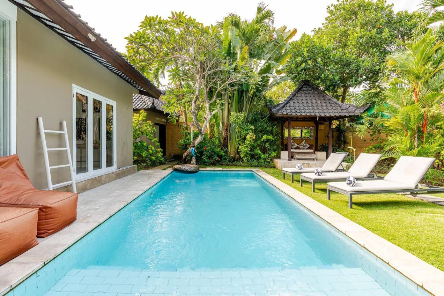 Villa Sitara, Sitara Villa Group 세미냑 외부 사진
