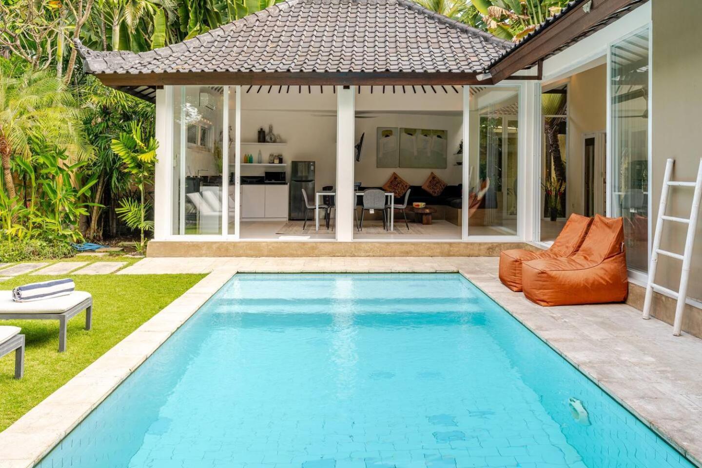 Villa Sitara, Sitara Villa Group 세미냑 외부 사진