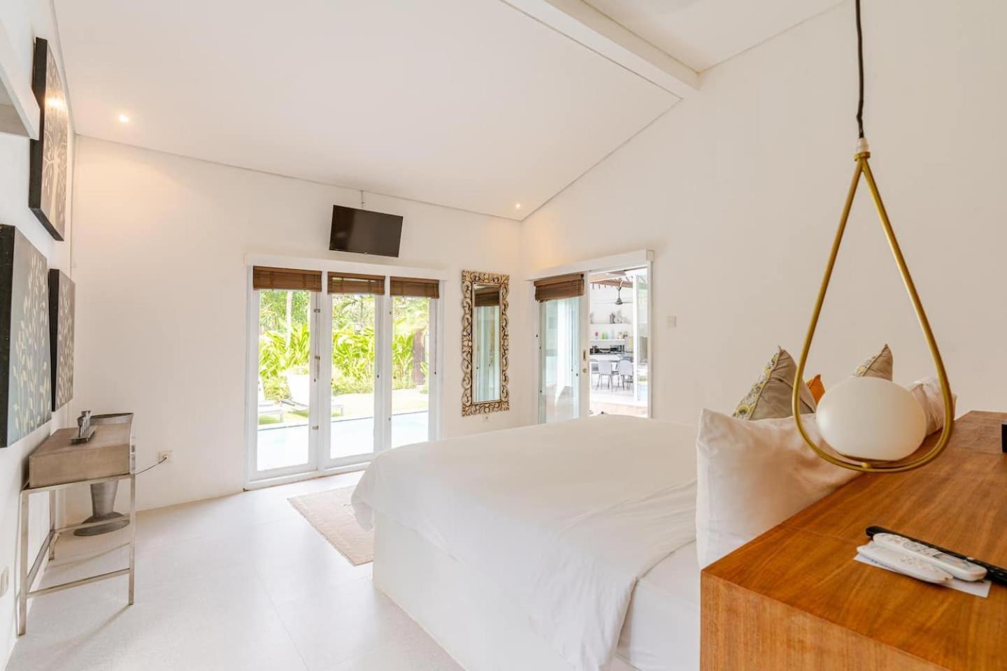 Villa Sitara, Sitara Villa Group 세미냑 외부 사진