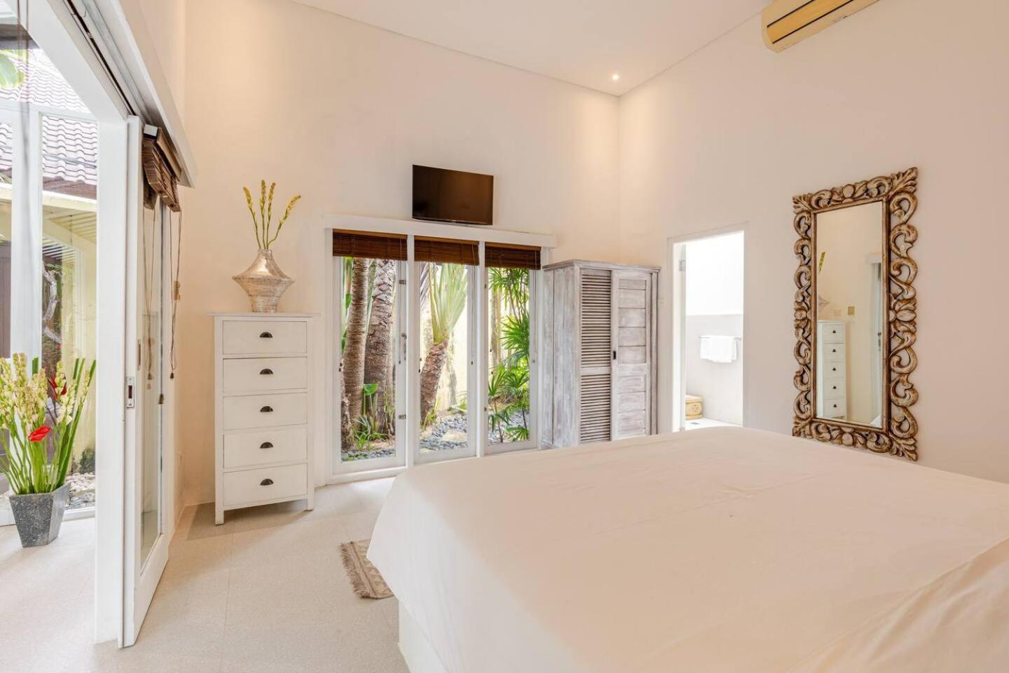 Villa Sitara, Sitara Villa Group 세미냑 외부 사진